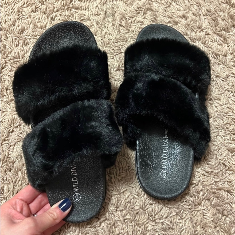 Black Faux Fur Double Band Slides